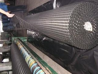 土工格柵的生產